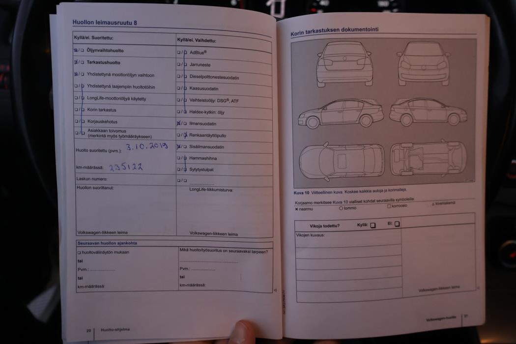 VOLKSWAGEN Passat 2011