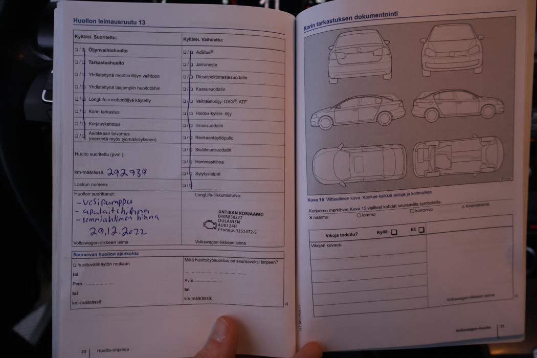 VOLKSWAGEN Passat 2011