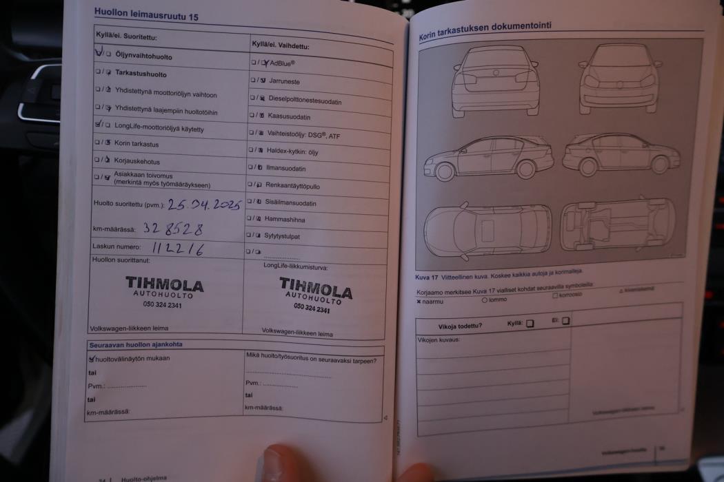 VOLKSWAGEN Passat 2011