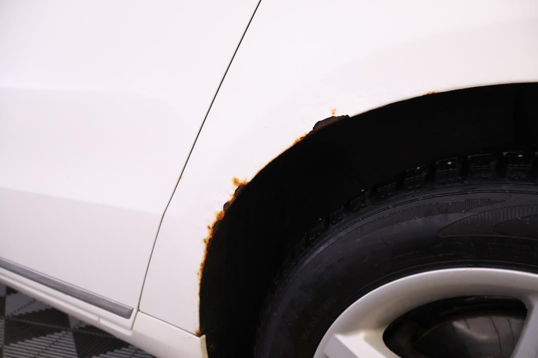 VOLKSWAGEN Passat 2011