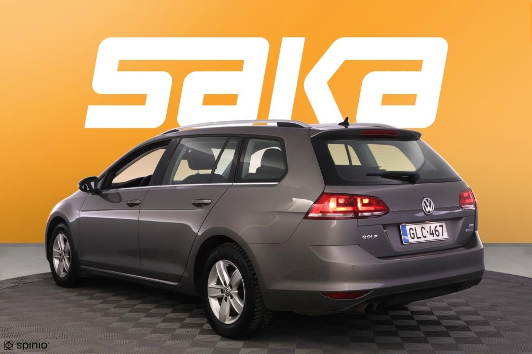 VOLKSWAGEN Golf 2014