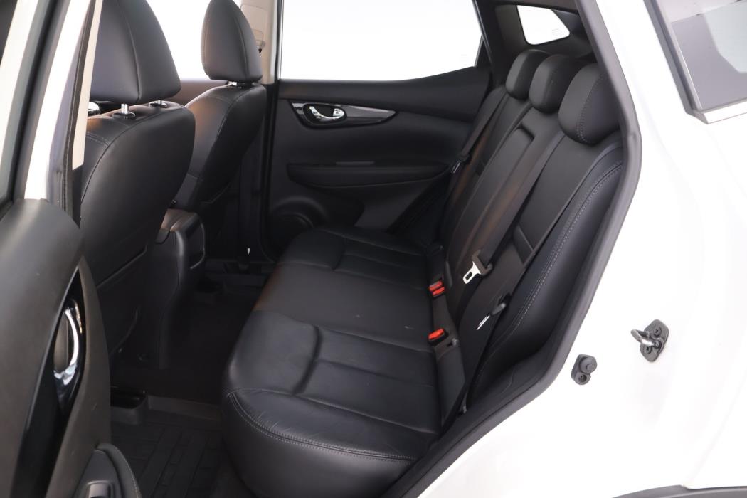 NISSAN Qashqai 2016