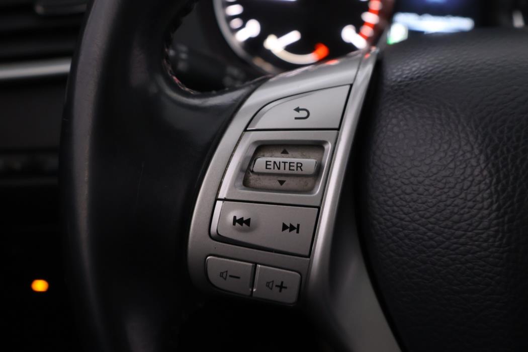 NISSAN Qashqai 2016