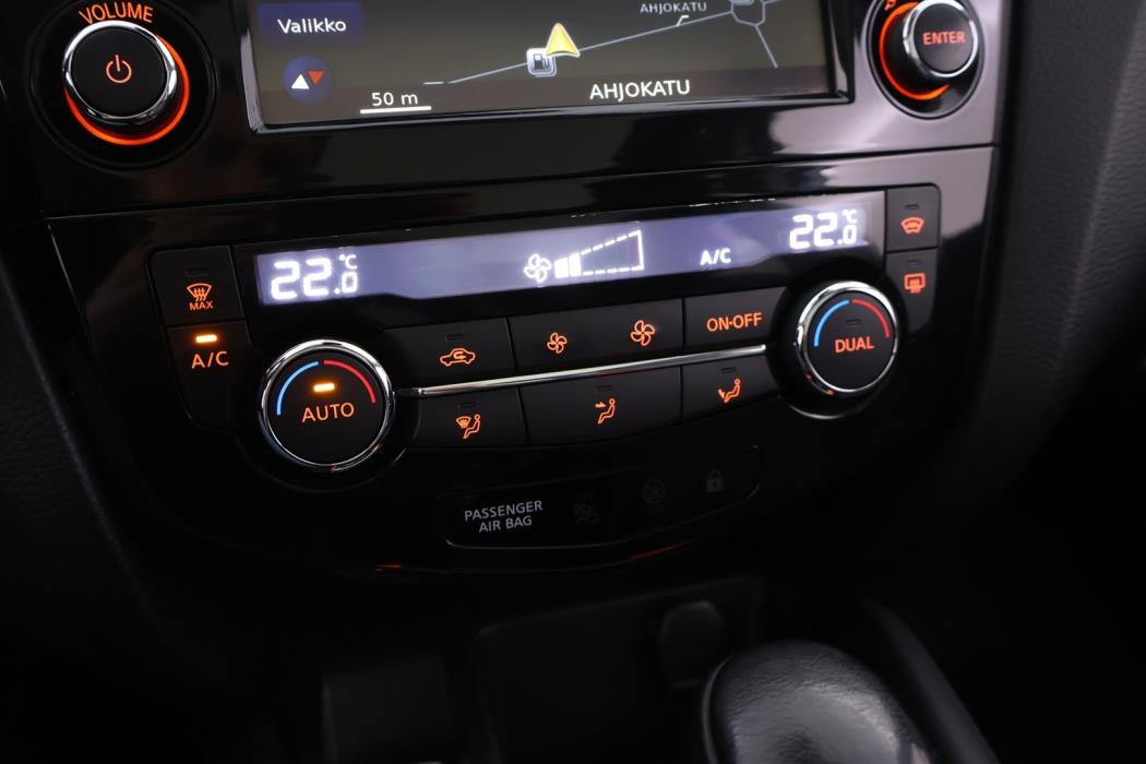 NISSAN Qashqai 2016