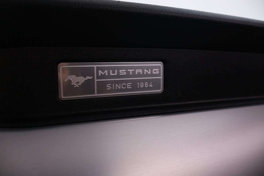 FORD Mustang 2016