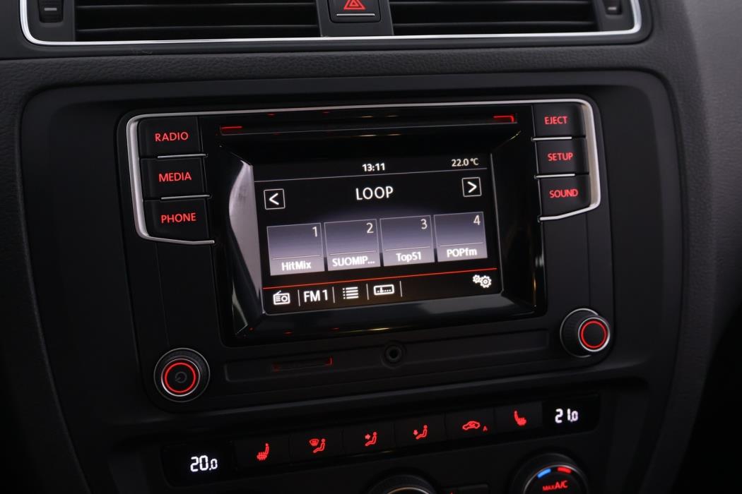 VOLKSWAGEN Jetta 2016