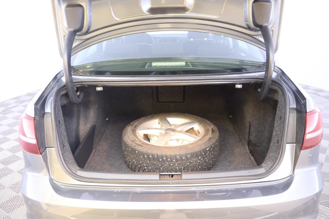 VOLKSWAGEN Jetta 2016