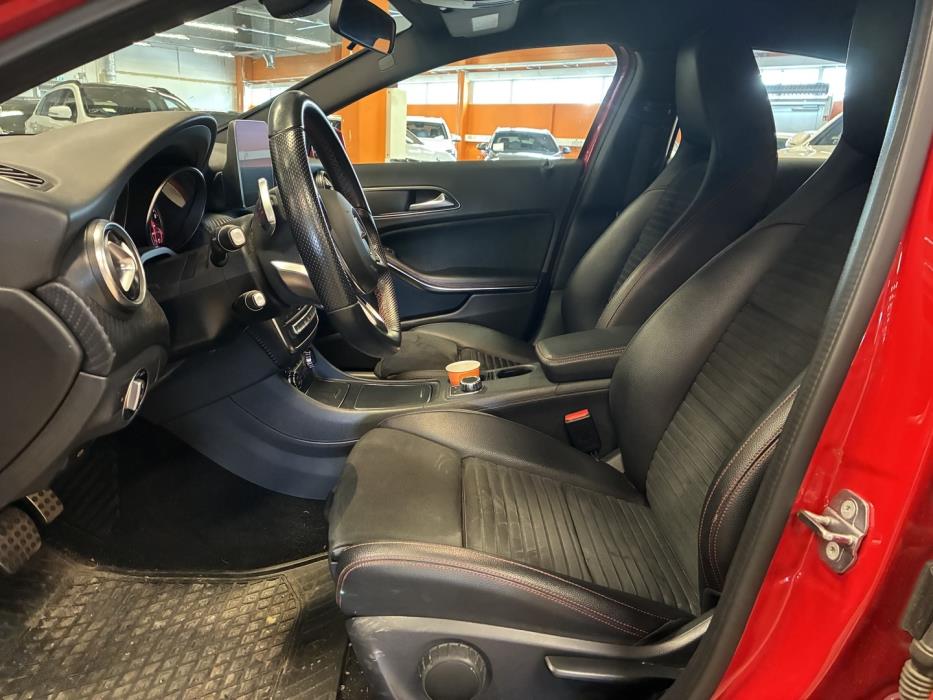 MERCEDES-BENZ A 2018