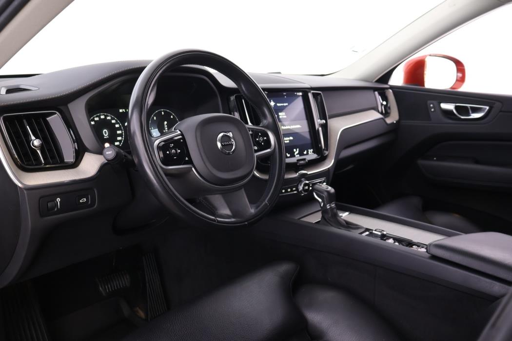 VOLVO XC60 2019