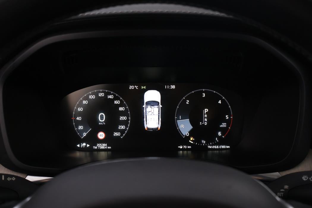 VOLVO XC60 2019