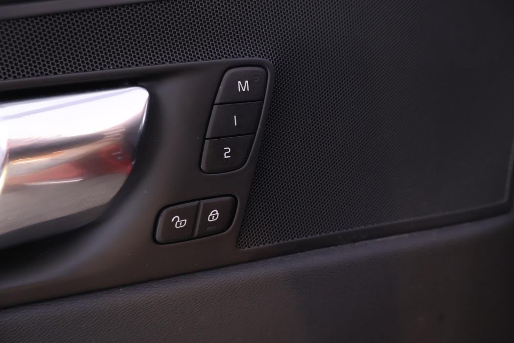 VOLVO XC60 2019