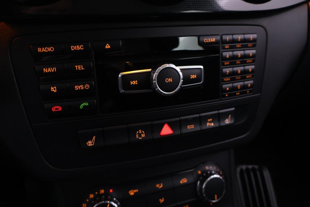 MERCEDES-BENZ B 2015