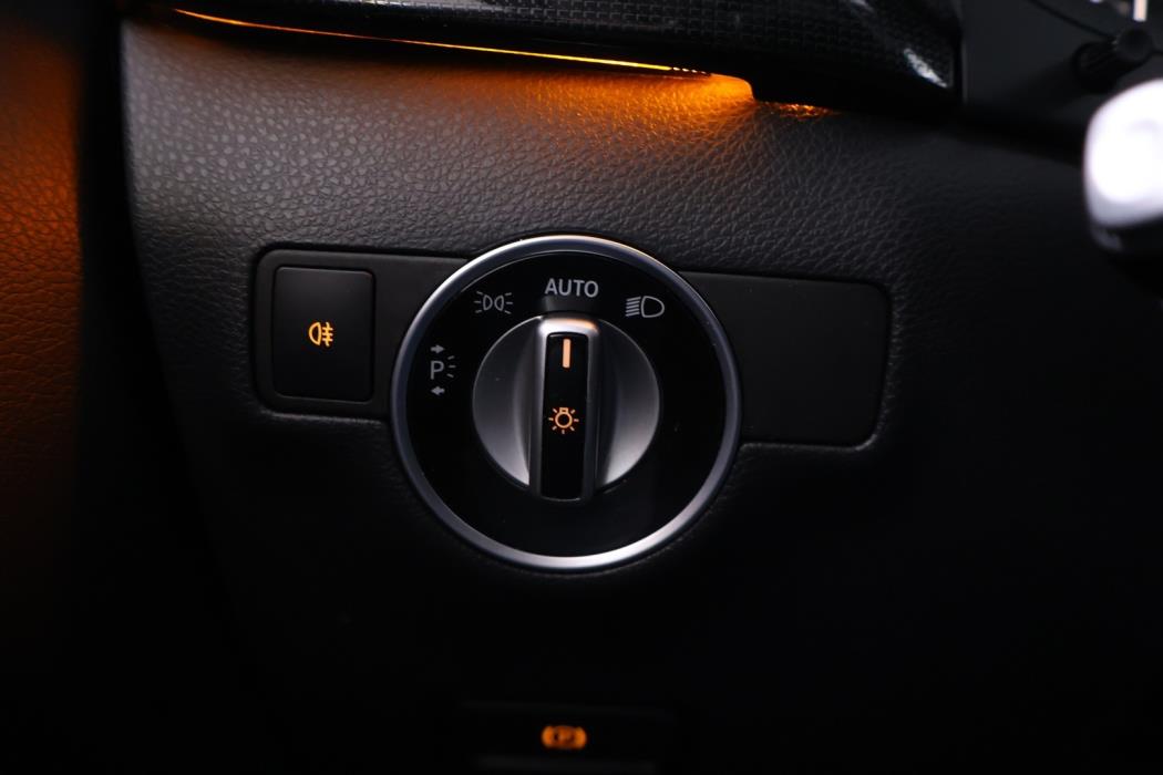 MERCEDES-BENZ B 2015