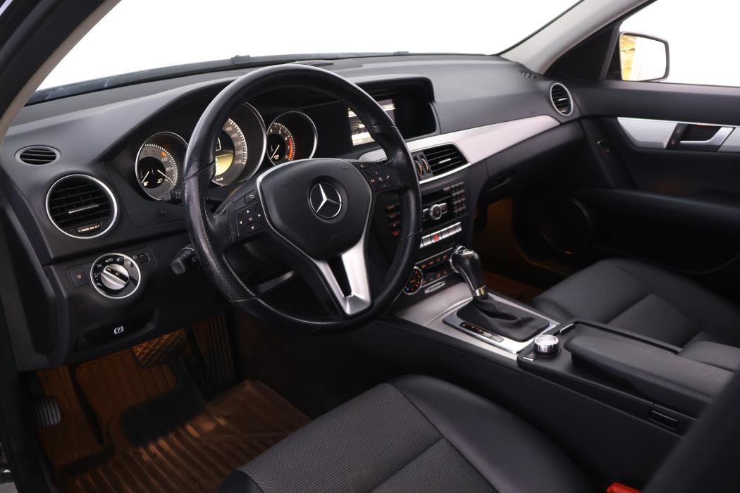 MERCEDES-BENZ C 2012