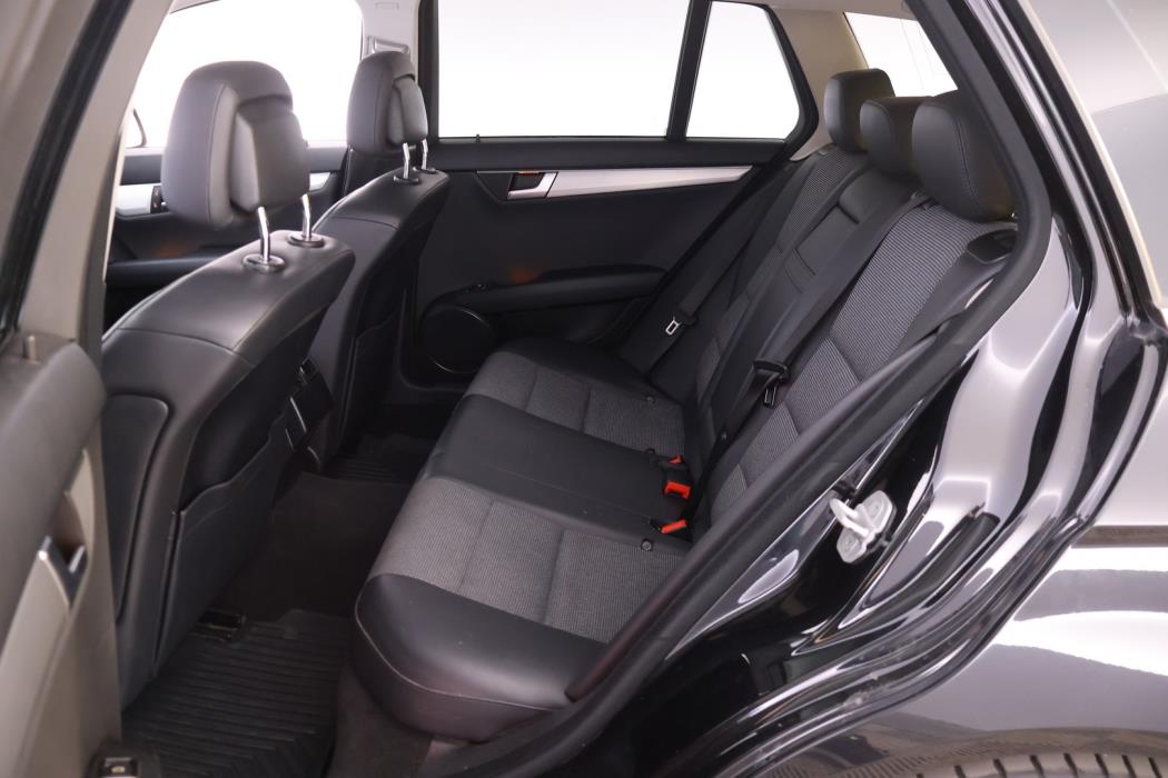 MERCEDES-BENZ C 2012