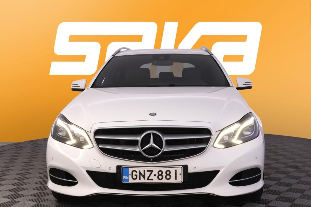 MERCEDES-BENZ E 2015