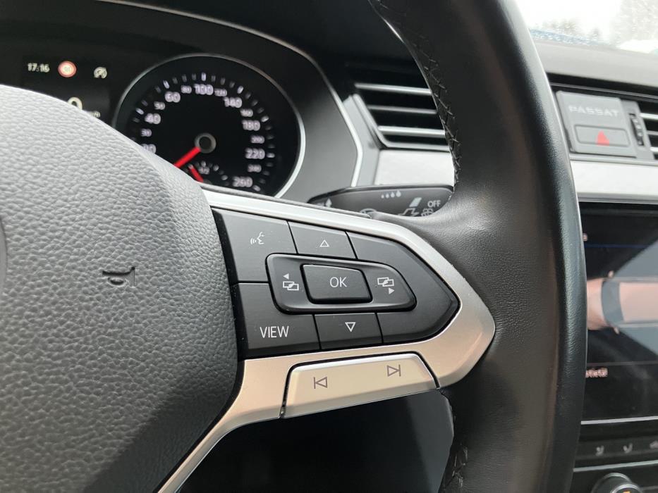 VOLKSWAGEN Passat 2020