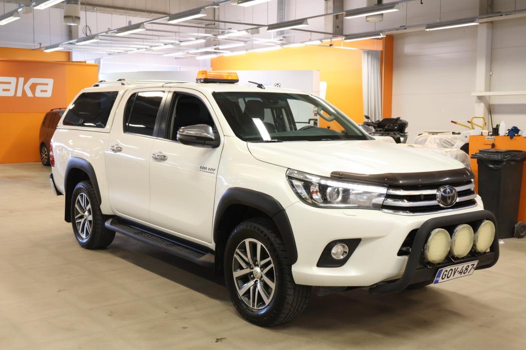 TOYOTA Hilux 2018