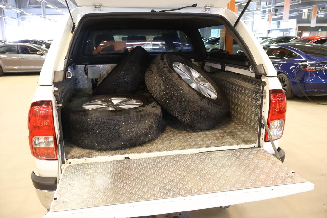 TOYOTA Hilux 2018