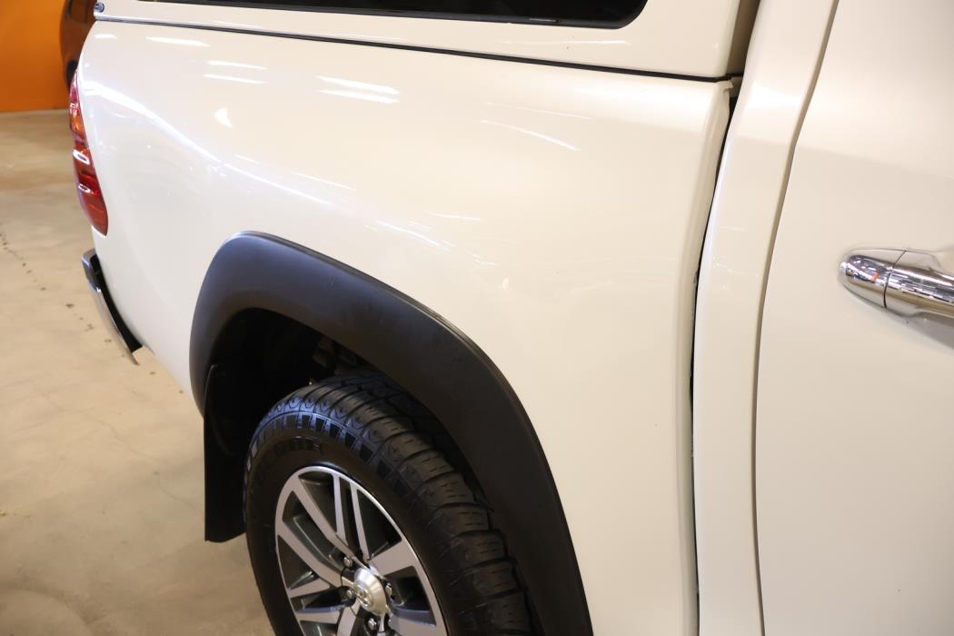 TOYOTA Hilux 2018