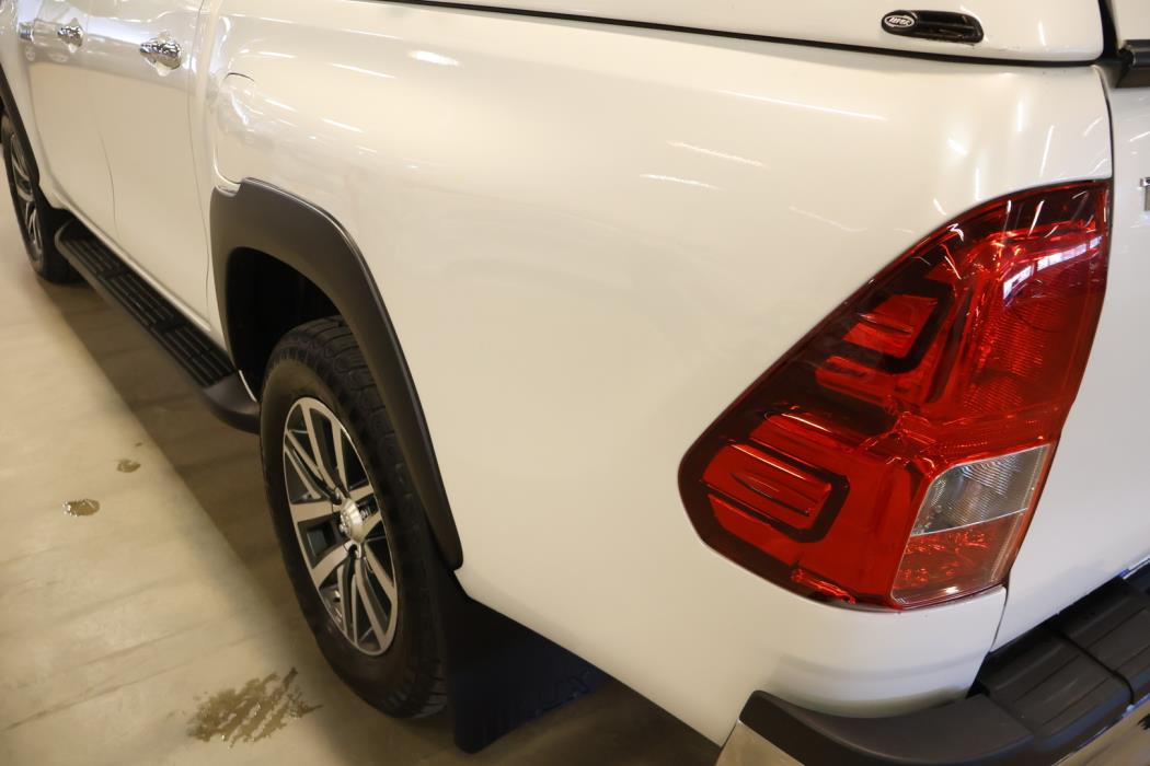 TOYOTA Hilux 2018