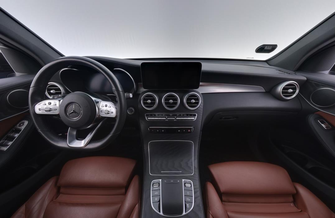 MERCEDES-BENZ GLC 2022