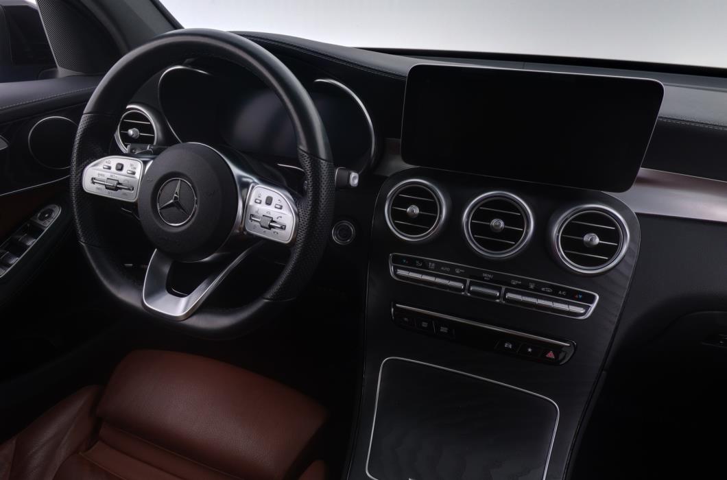 MERCEDES-BENZ GLC 2022