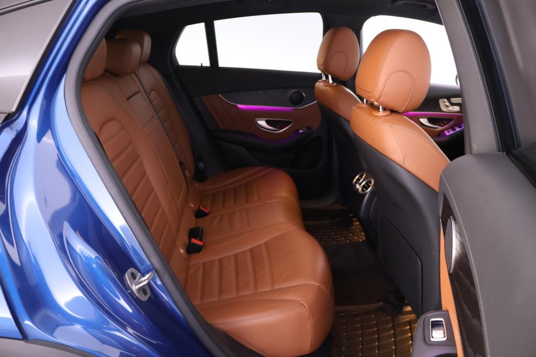 MERCEDES-BENZ GLC 2022