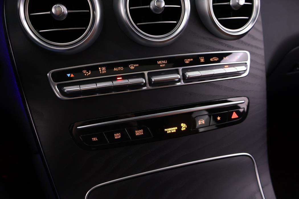 MERCEDES-BENZ GLC 2022