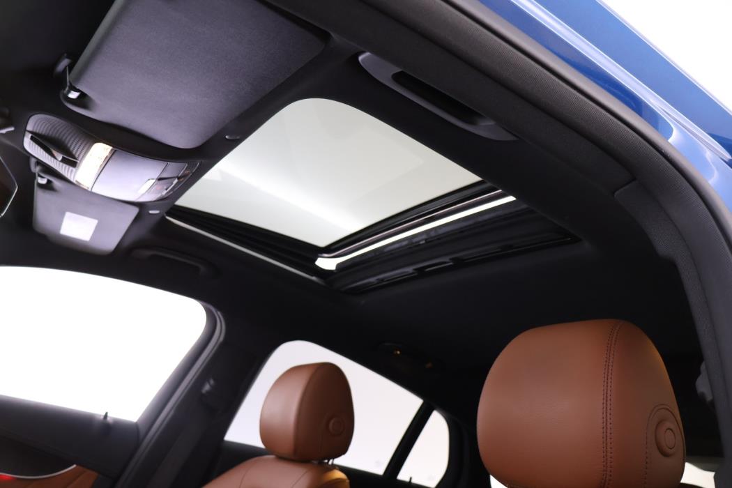 MERCEDES-BENZ GLC 2022