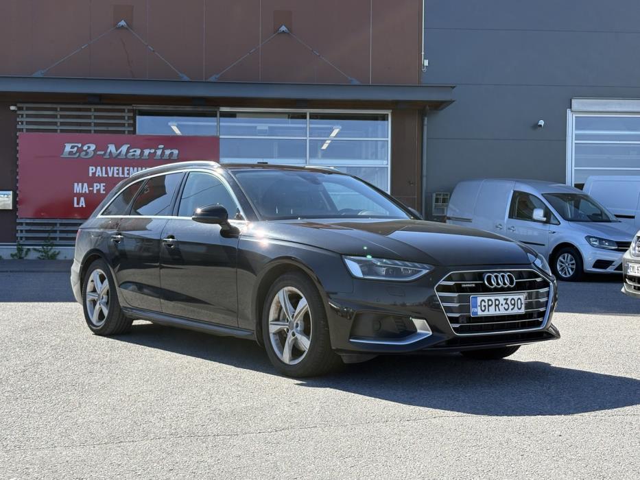 AUDI A4 2019