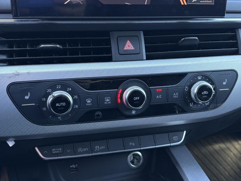 AUDI A4 2019