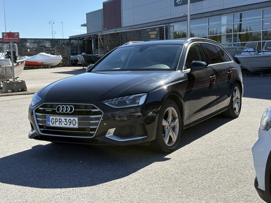 AUDI A4 2019