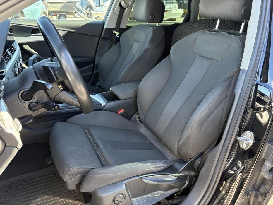 AUDI A4 2019