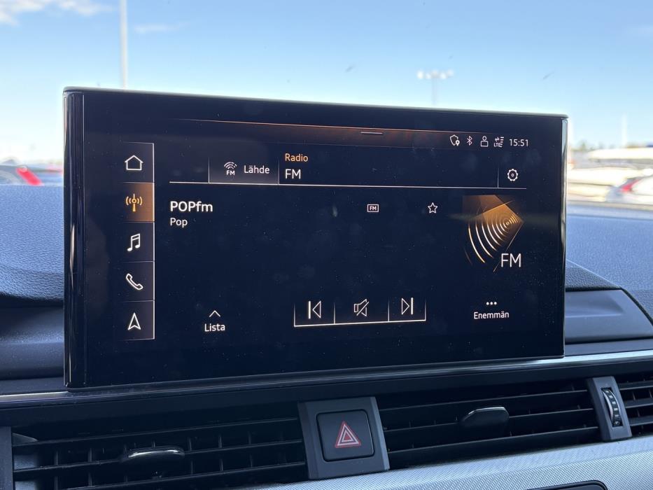 AUDI A4 2019