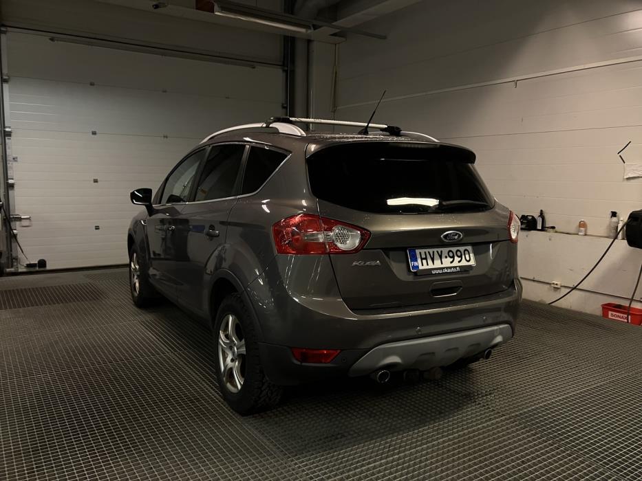 FORD Kuga 2012