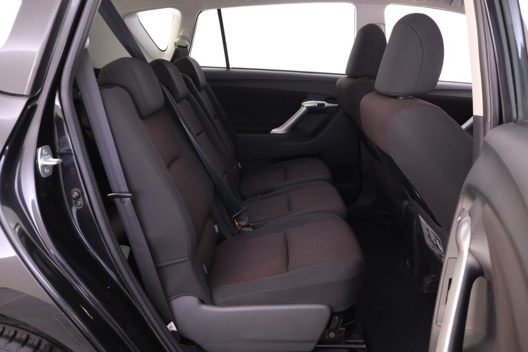 TOYOTA Verso 2011
