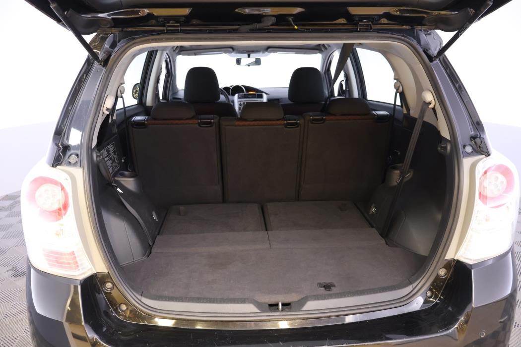 TOYOTA Verso 2011
