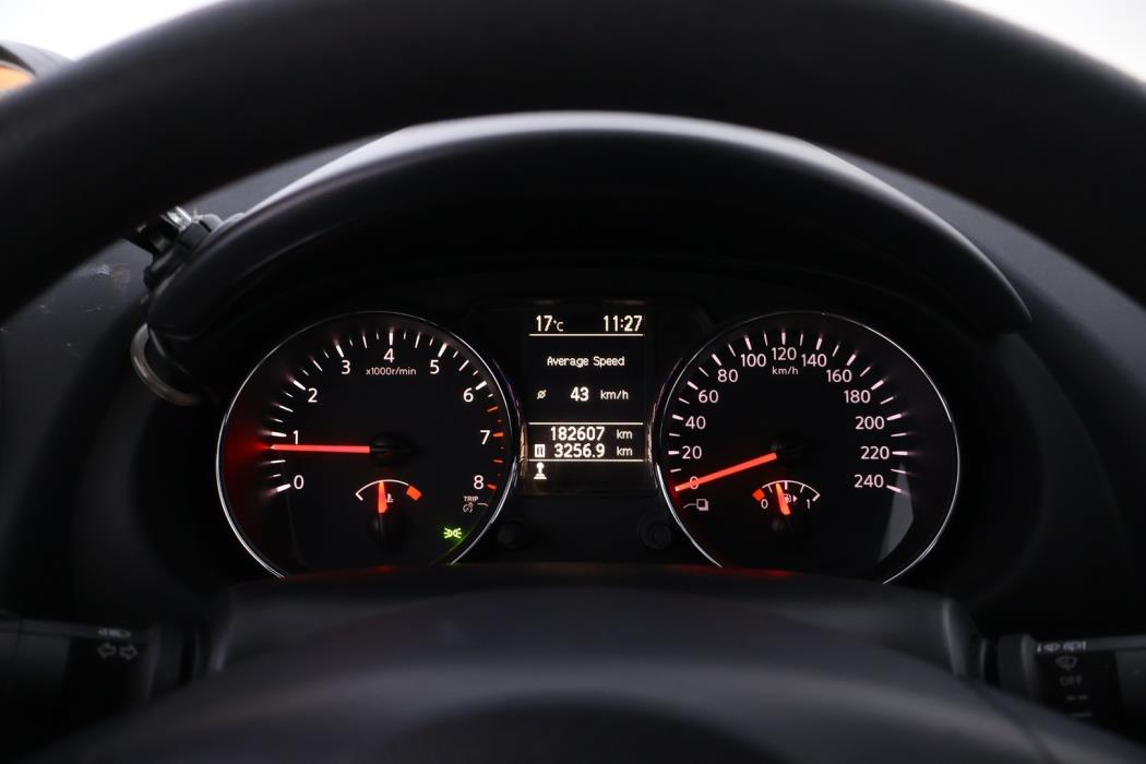 NISSAN Qashqai 2012