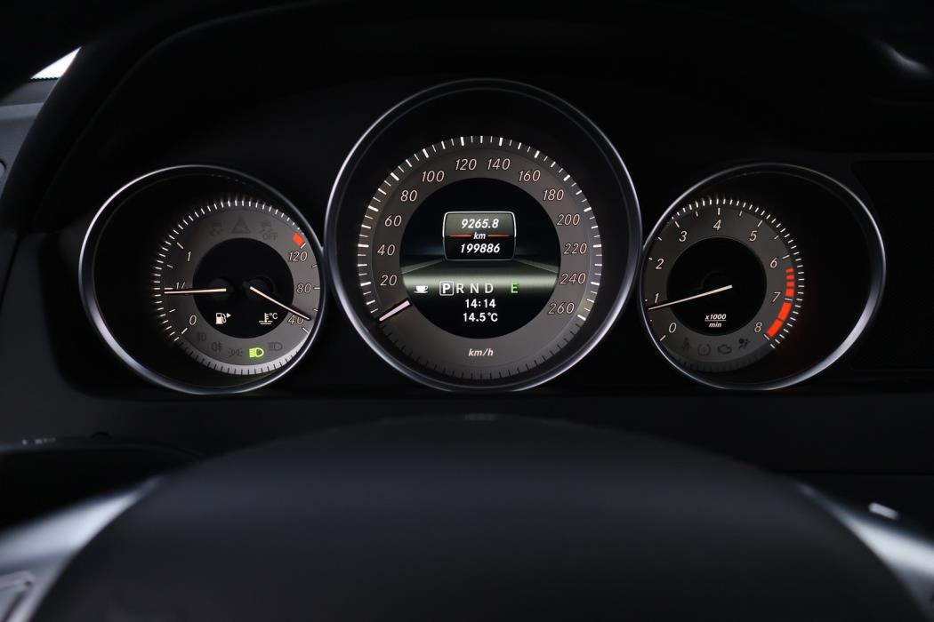 MERCEDES-BENZ C 2013