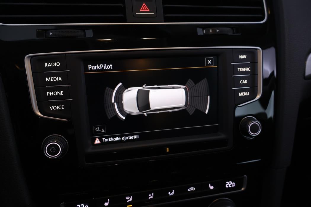 VOLKSWAGEN Golf 2016