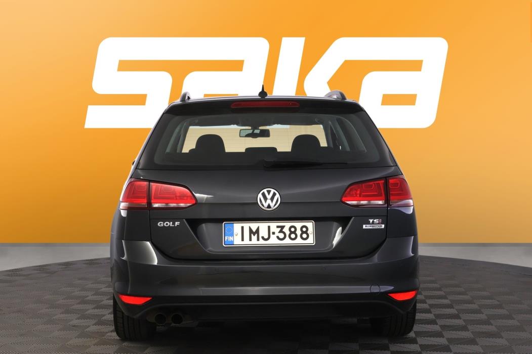 VOLKSWAGEN Golf 2016