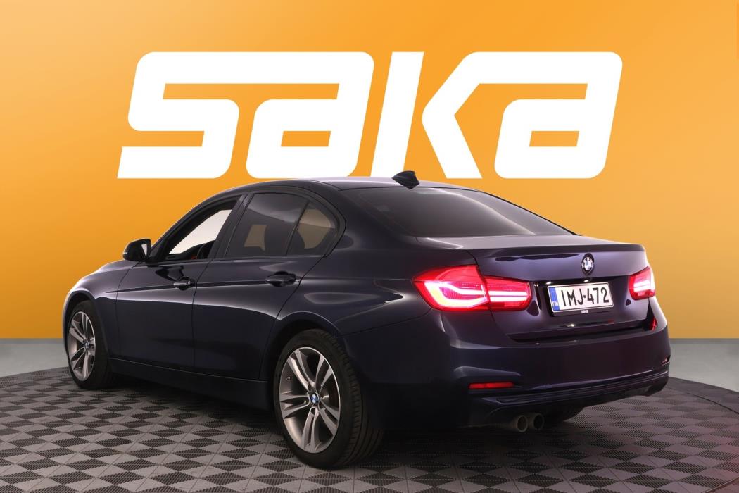 BMW 330 2016