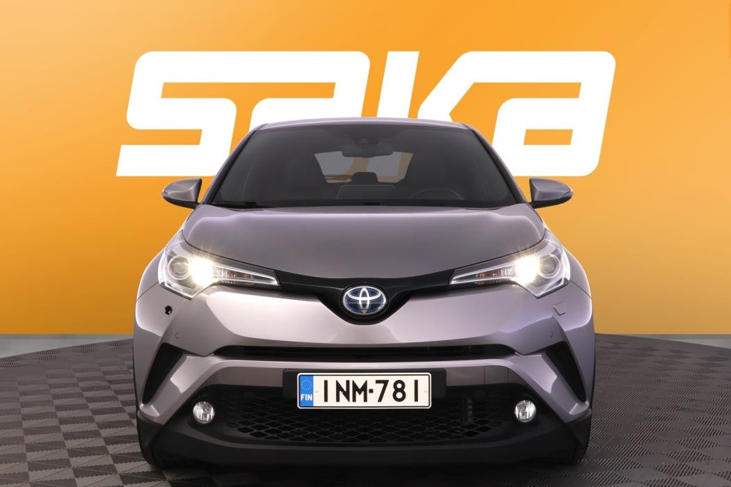 TOYOTA C-HR 2017