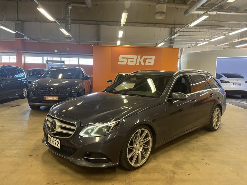 MERCEDES-BENZ E 2015