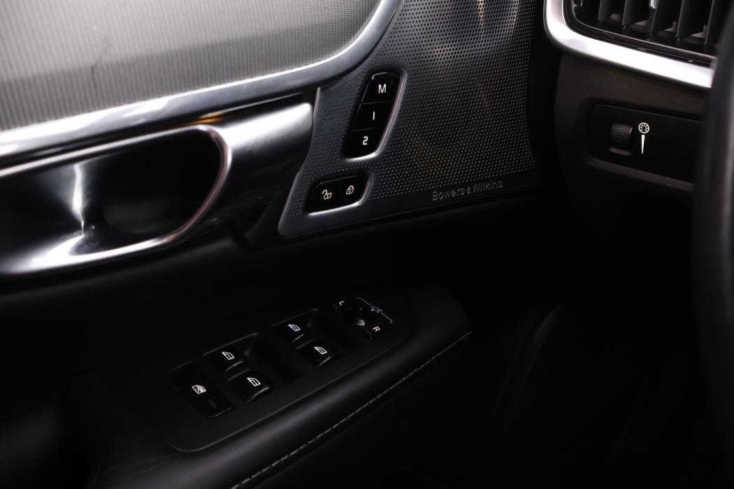 VOLVO V90 2017