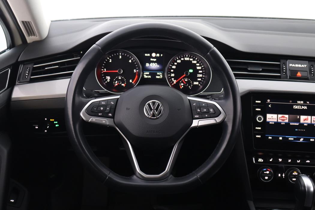 VOLKSWAGEN Passat 2020