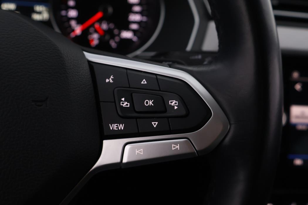 VOLKSWAGEN Passat 2020