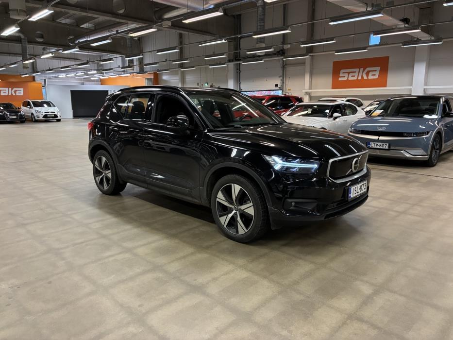 VOLVO XC40 2021