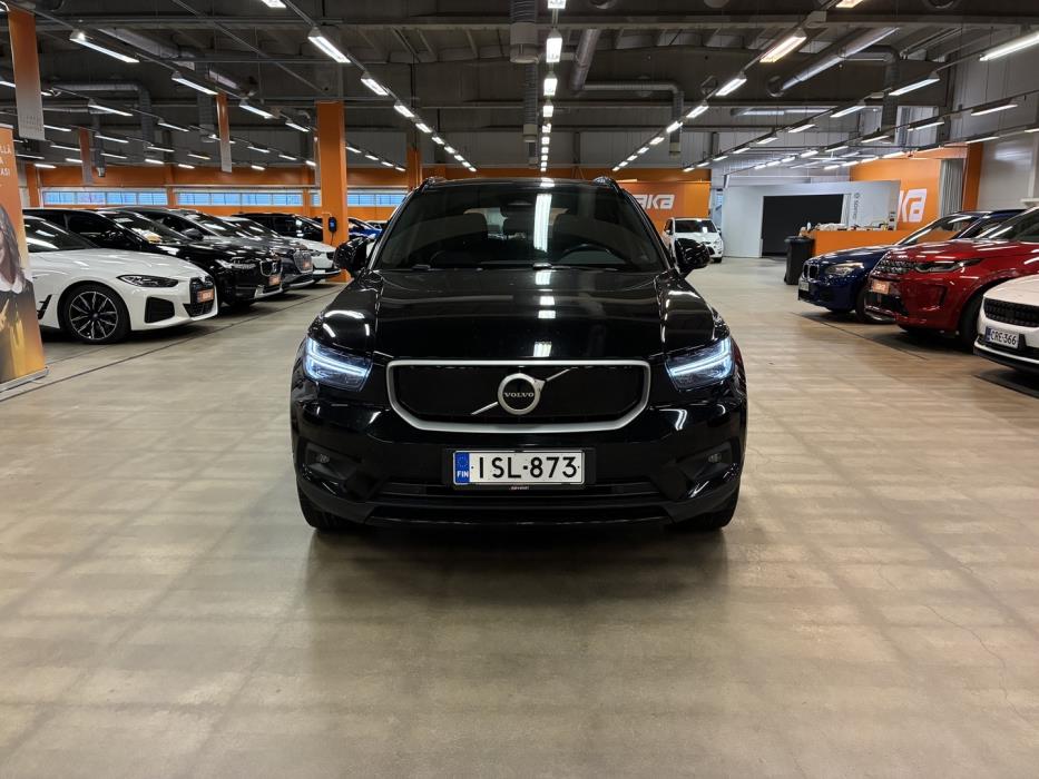 VOLVO XC40 2021